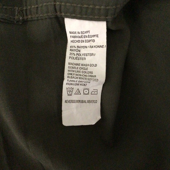 Van Heusen Green Button Down Short Sleeve Shirt - Size Large (16-16 1/2) - Picture 6 of 6